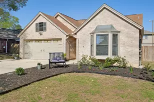 305 Hornbean Ln, Cibolo, TX 78108 - Photo 1