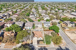 305 Hornbean Ln, Cibolo, TX 78108 - Photo 17