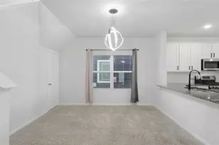 324 Kenai Dr, Kyle, TX 78640 - Photo 5