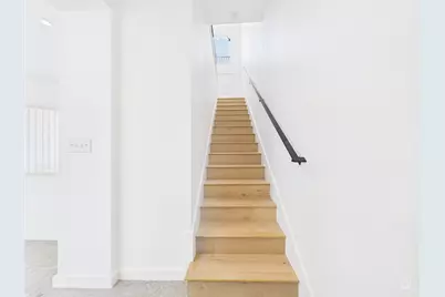 5912 Harold Court #104, Austin, TX 78721 - Photo 11