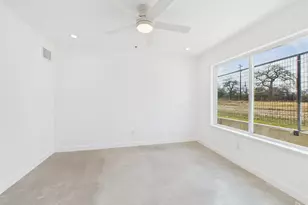 5912 Harold Ct, Austin, TX 78721 - Photo 7