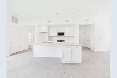 5912 Harold Court #104, Austin, TX 78721 - Photo 9