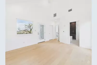 5912 Harold Court #104, Austin, TX 78721 - Photo 17