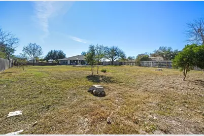 107 Rock Chalk Court, Round Rock, TX 78664 - Photo 37