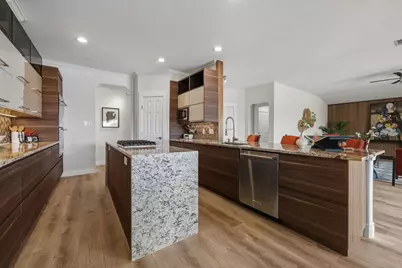 107 Rock Chalk Court, Round Rock, TX 78664 - Photo 9