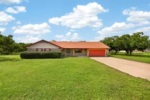 615 Old Manchaca Rd, Austin, TX 78748 - Photo 1