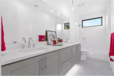 1004 Lott Avenue, Austin, TX 78721 - Photo 29