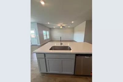 153 Ayres Horn, Cedar Creek, TX 78612 - Photo 7