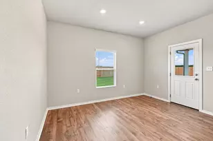 153 Ayres Horn, Cedar Creek, TX 78612 - Photo 13