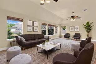 10128 Channel Island Dr, Austin, TX 78747 - Photo 33