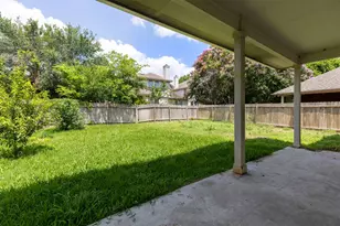 10128 Channel Island Dr, Austin, TX 78747 - Photo 39