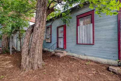 911 E 6th Street, Austin, TX 78702 - Photo 11