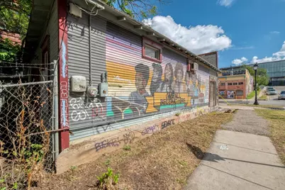 911 E 6th Street, Austin, TX 78702 - Photo 5