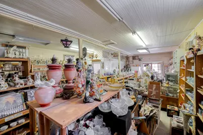 911 E 6th Street, Austin, TX 78702 - Photo 9