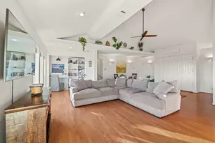 8132 Breeze Way, Jonestown, TX 78645 - Photo 13