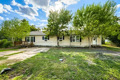 604 S Donohoe Street, Granger, TX 76530 - Photo 29