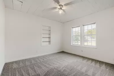 604 S Donohoe Street, Granger, TX 76530 - Photo 17