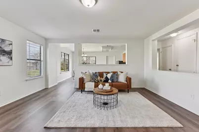 101 Bandara Woods Boulevard, Elgin, TX 78621 - Photo 9