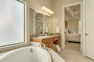 2401 Hunters Green Ct, Austin, TX 78732 - Photo 25