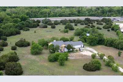 1294 Johnson Lane, Round Rock, TX 78665 - Photo 5