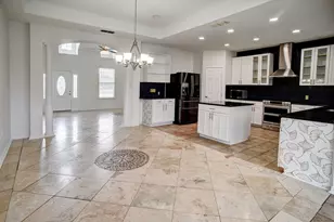 102 W Oak Loop, Cedar Creek, TX 78612 - Photo 7