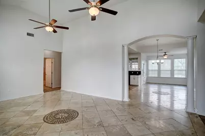 102 W Oak Loop, Cedar Creek, TX 78612 - Photo 5