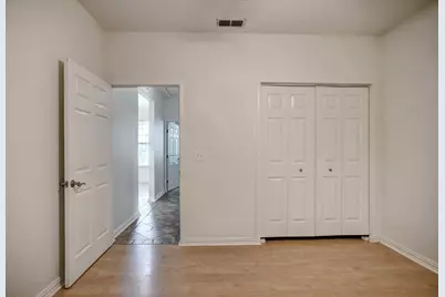 102 W Oak Loop, Cedar Creek, TX 78612 - Photo 27