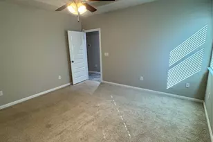 204 Wilderness Trail, Elgin, TX 78621 - Photo 17