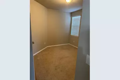 204 Wilderness Trail, Elgin, TX 78621 - Photo 5