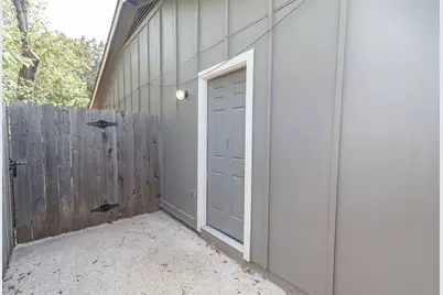 1810 Nicole Circle #B, Round Rock, TX 78664 - Photo 25