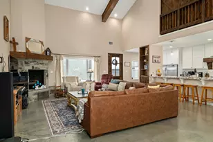 1138 Creekside Ln, Weimar, TX 78962 - Photo 9