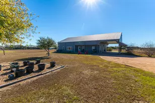 1138 Creekside Ln, Weimar, TX 78962 - Photo 35