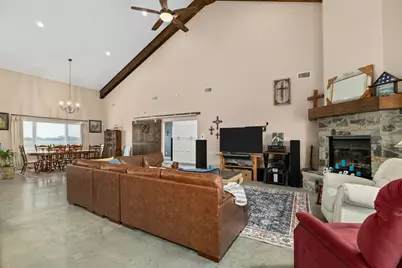 1138 Creekside Lane, Weimar, TX 78962 - Photo 3