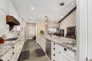 1138 Creekside Ln, Weimar, TX 78962 - Photo 13