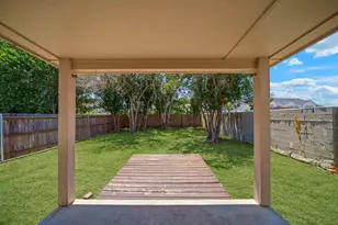 236 Rosalie Dr, New Braunfels, TX 78130 - Photo 9