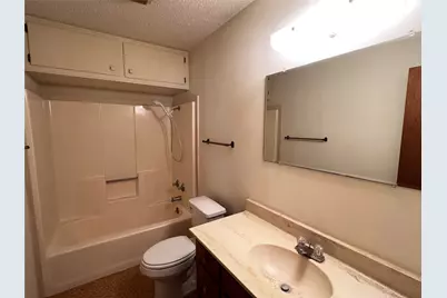 405 E Roitsch Lane, La Grange, TX 78945 - Photo 11