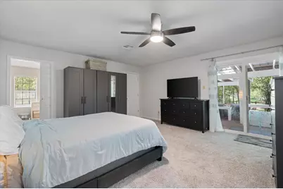 201 N Oak Hollow Road, Georgetown, TX 78628 - Photo 13