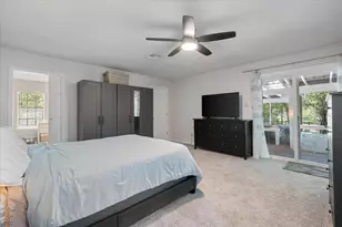 201 N Oak Hollow Rd, Georgetown, TX 78628 - Photo 13