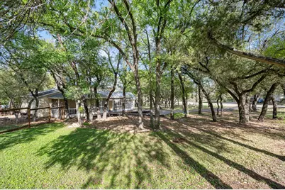 201 N Oak Hollow Road, Georgetown, TX 78628 - Photo 3