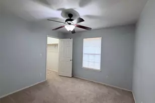 142 Nuuanu Ln, Bastrop, TX 78602 - Photo 17