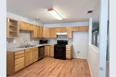 142 Nuuanu Lane, Bastrop, TX 78602 - Photo 3