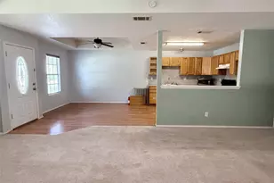 142 Nuuanu Ln, Bastrop, TX 78602 - Photo 5