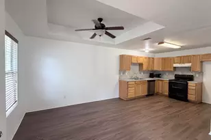 142 Nuuanu Ln, Bastrop, TX 78602 - Photo 3