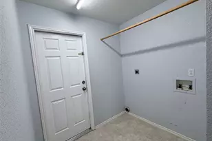 142 Nuuanu Ln, Bastrop, TX 78602 - Photo 19