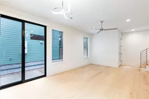 1118 Walton Ln, Austin, TX 78721 - Photo 5