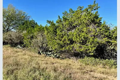 3401 Eisenhower Avenue, Lago Vista, TX 78645 - Photo 11