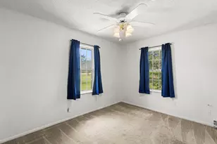 510 Country Ln, Hays, TX 78610 - Photo 13