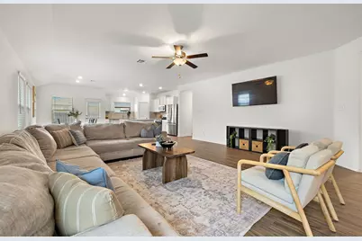 505 Golden Plains Parkway, Hutto, TX 78634 - Photo 5