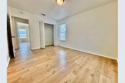 1708 Pennsylvania Avenue, Austin, TX 78702 - Photo 5