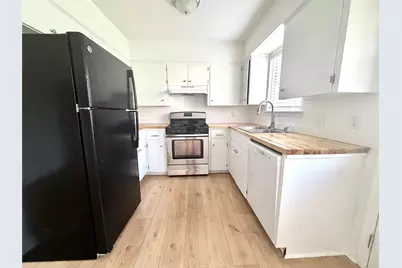 1708 Pennsylvania Avenue, Austin, TX 78702 - Photo 3